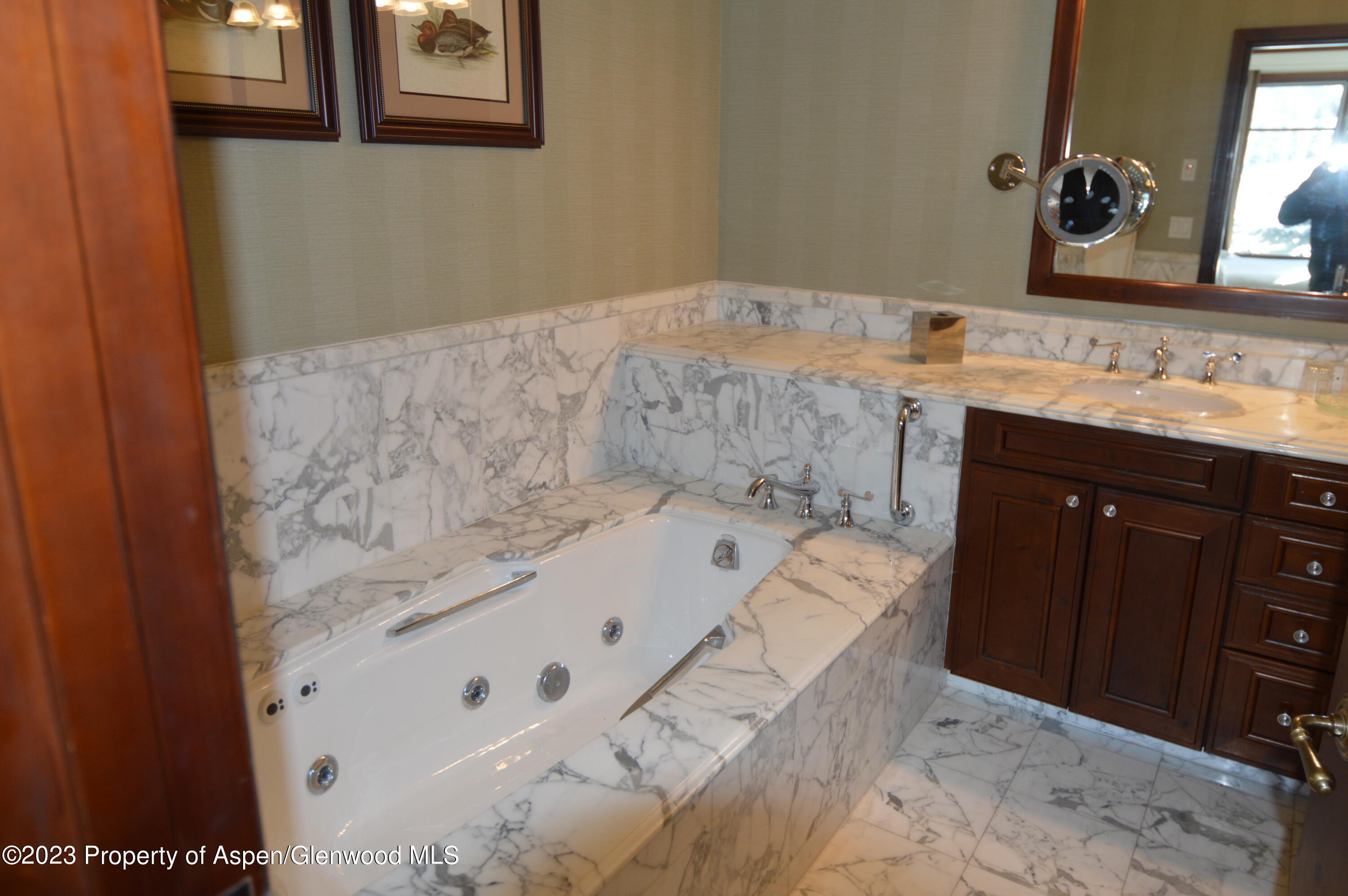 0197 Prospector Road Unit 2203 Summer Interest 8