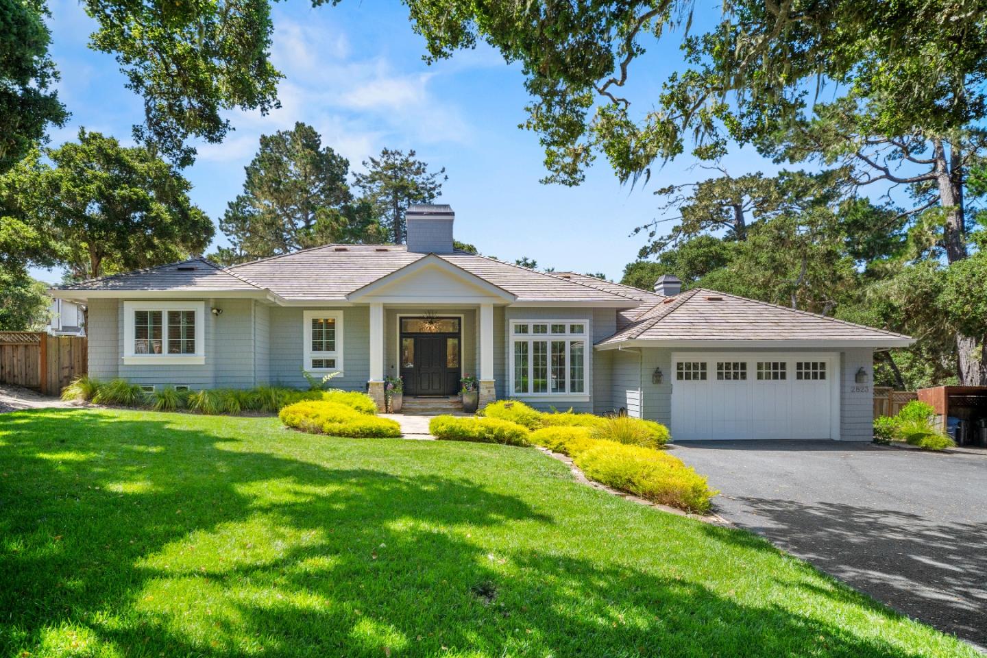 2823 Congress Road