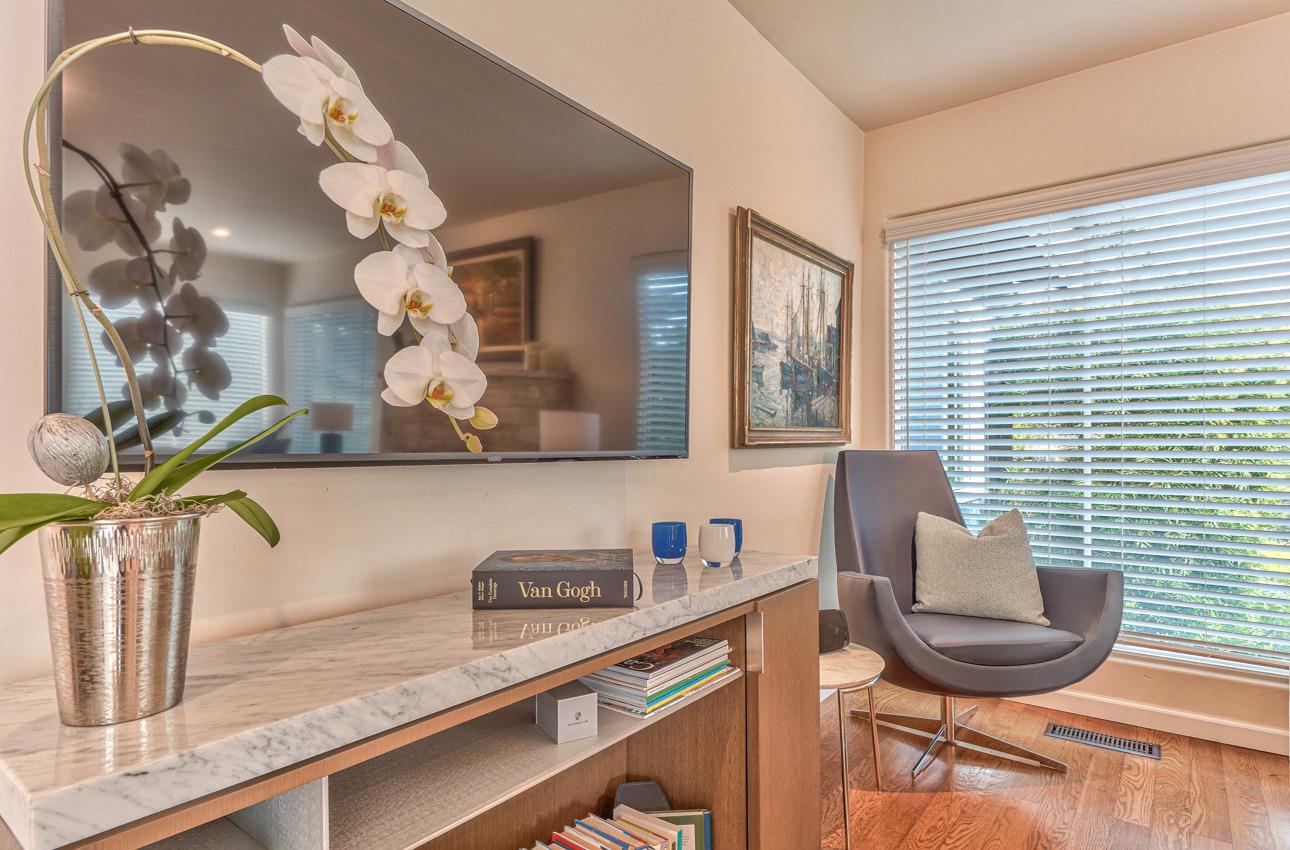 0 Lobos 3 NW of 4th St