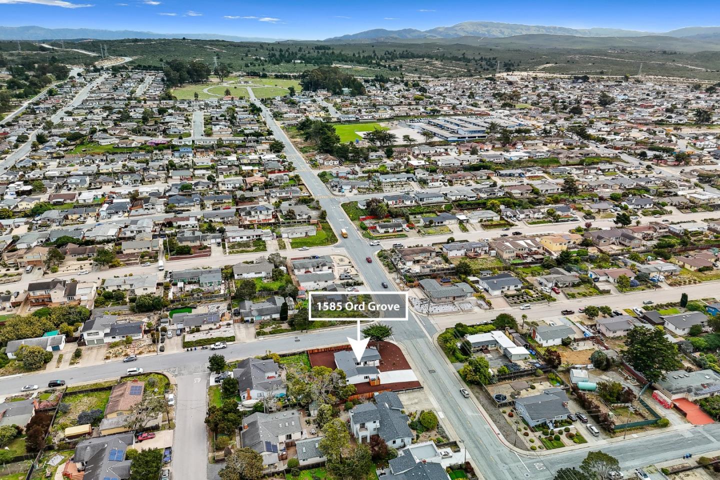 1585 Ord Grove AVE