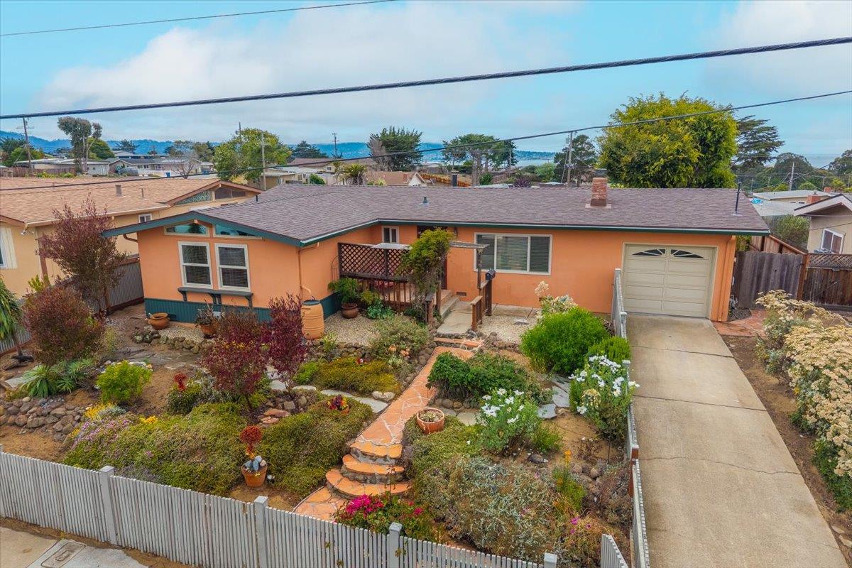 2065 Hacienda Street