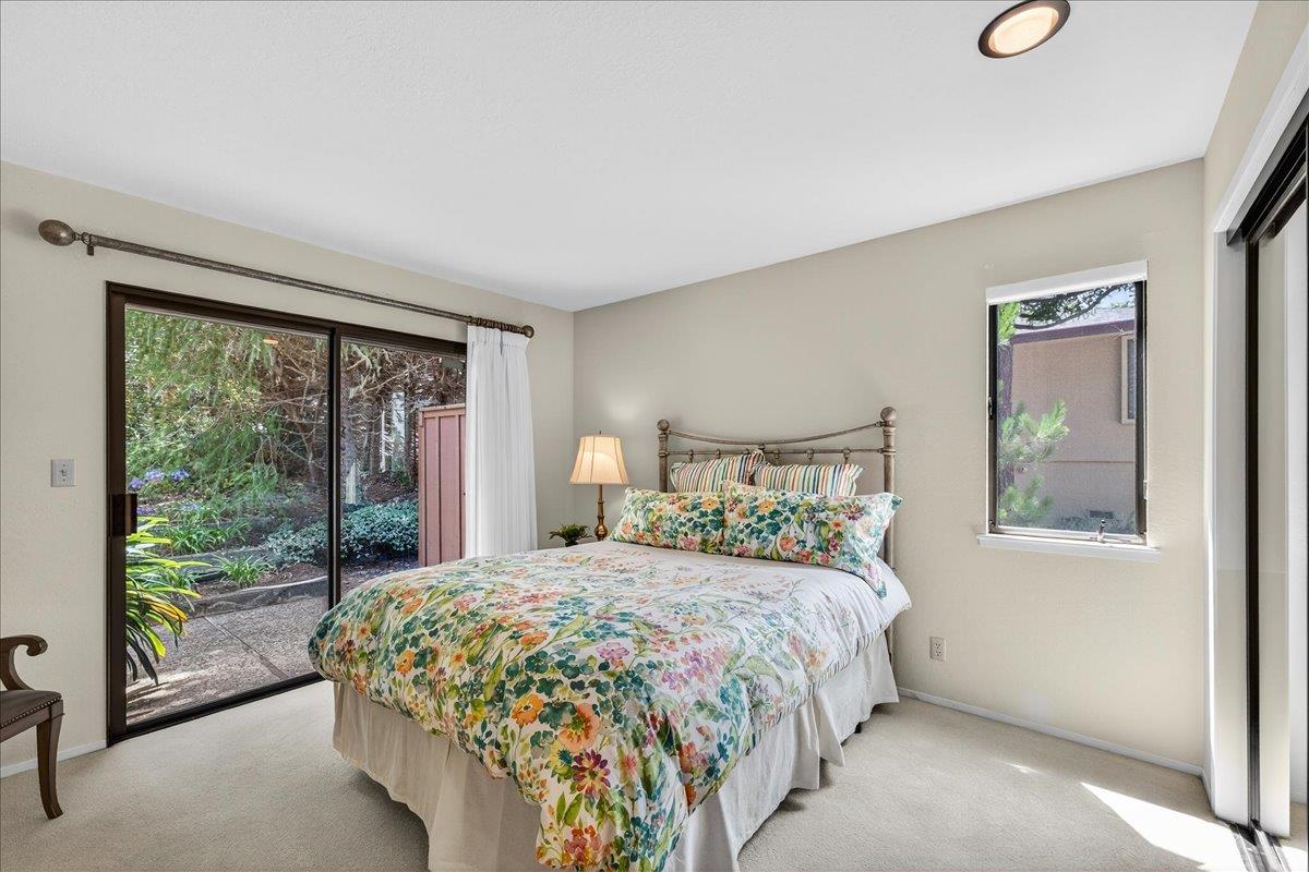 3037 Strawberry Hill Road