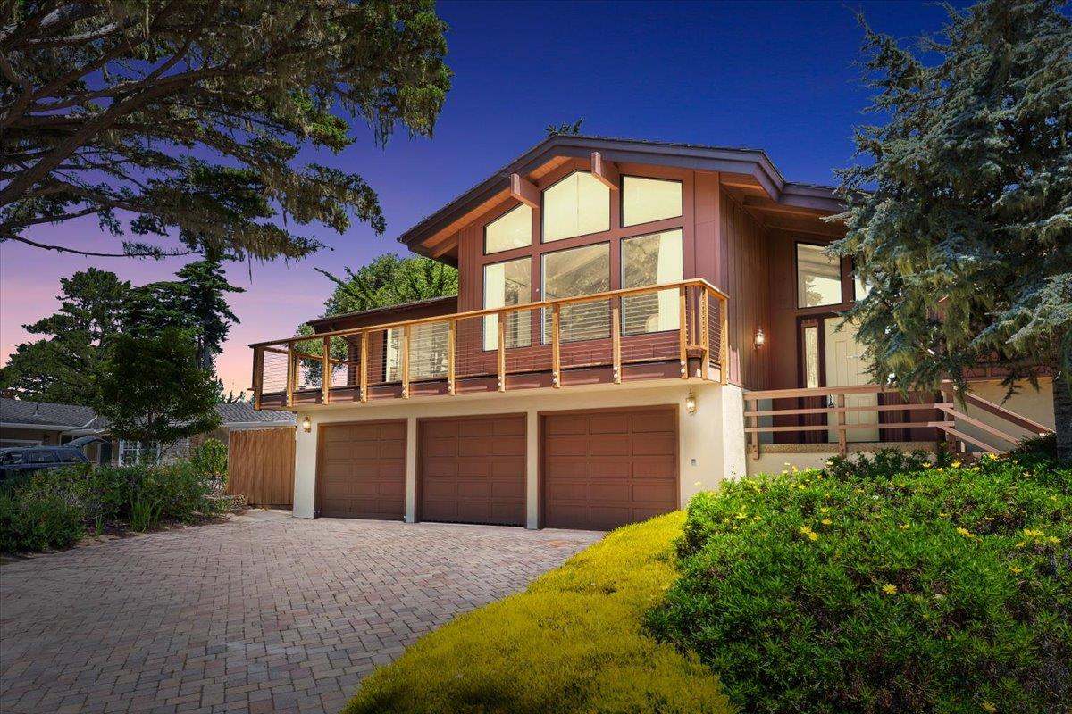 3037 Strawberry Hill Road