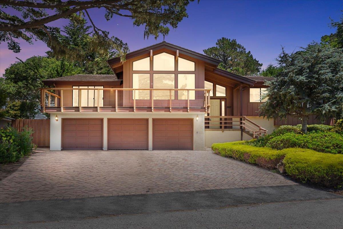 3037 Strawberry Hill Road