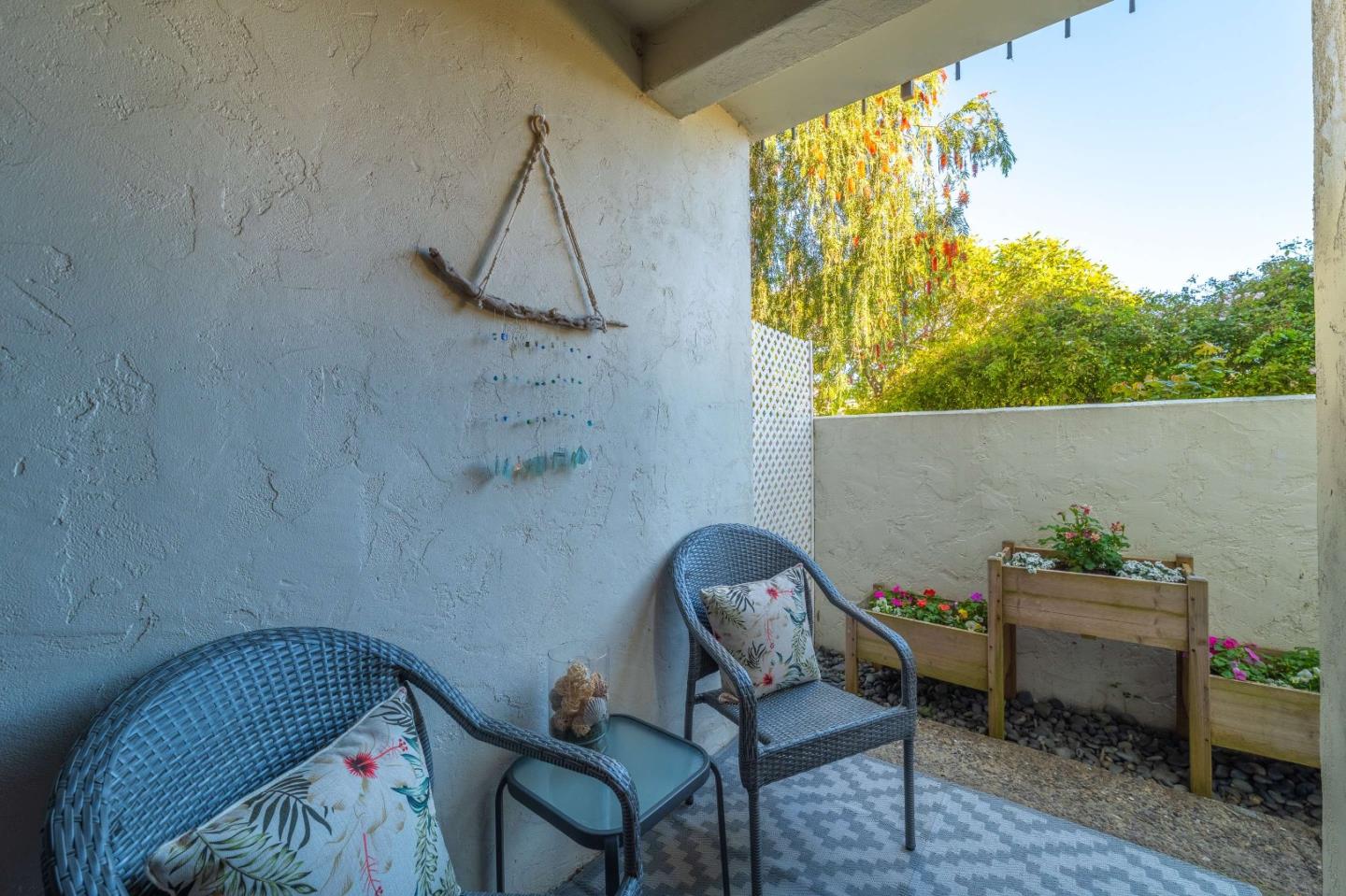 500 Glenwood Circle 313