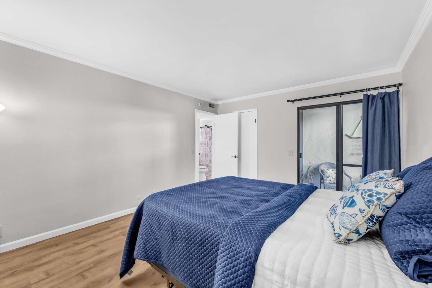 500 Glenwood Circle 313