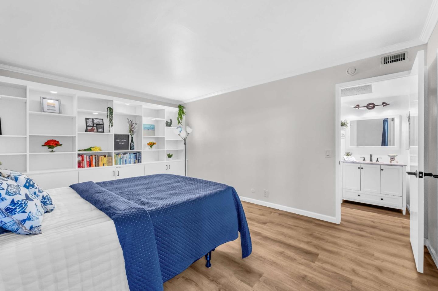 500 Glenwood Circle 313