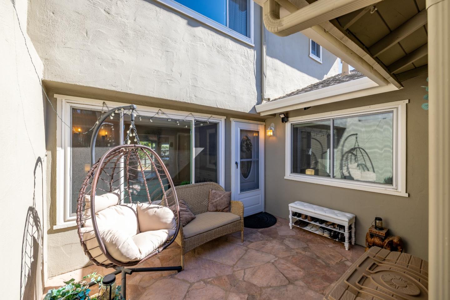 19202 Creekside Lane