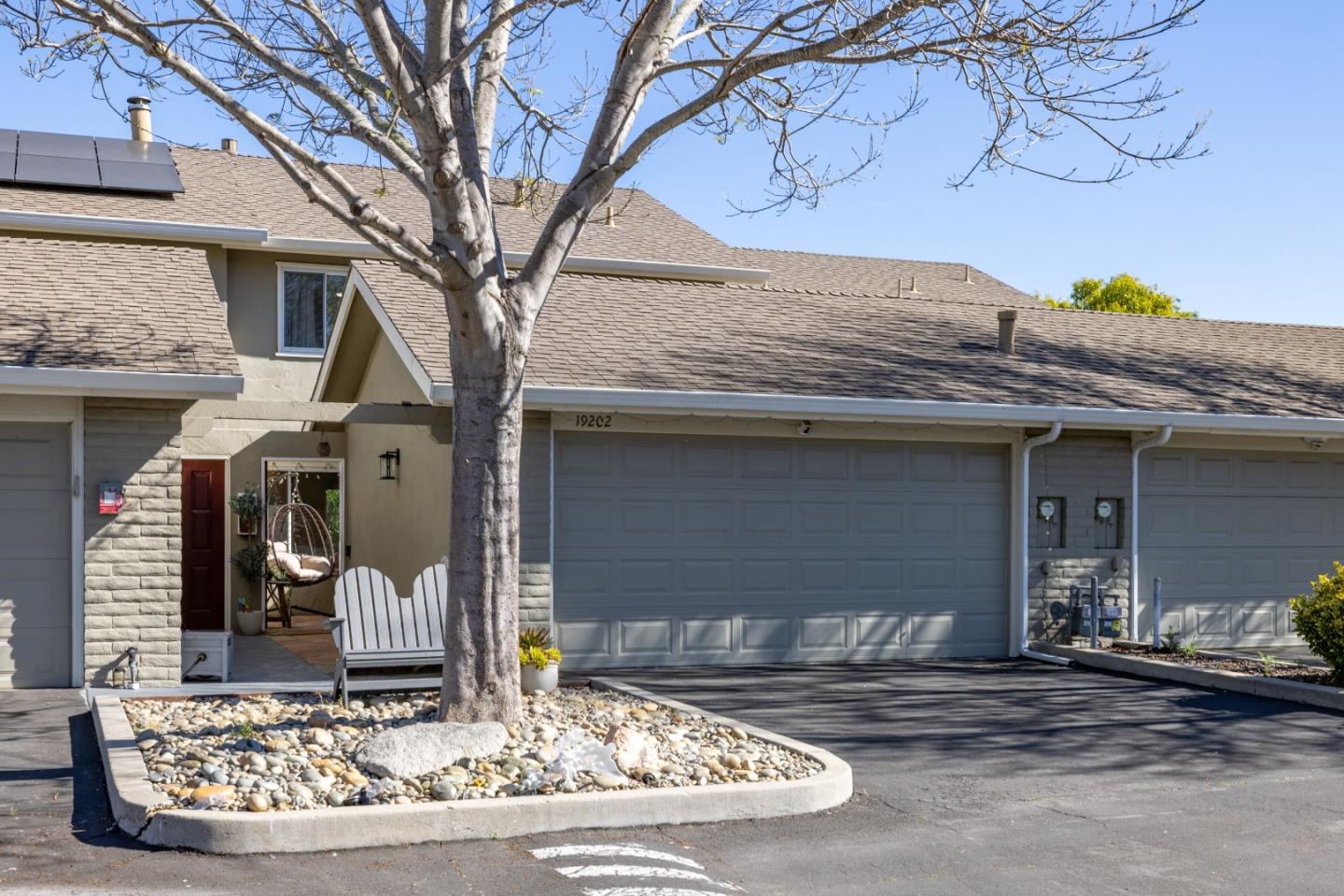 19202 Creekside Lane