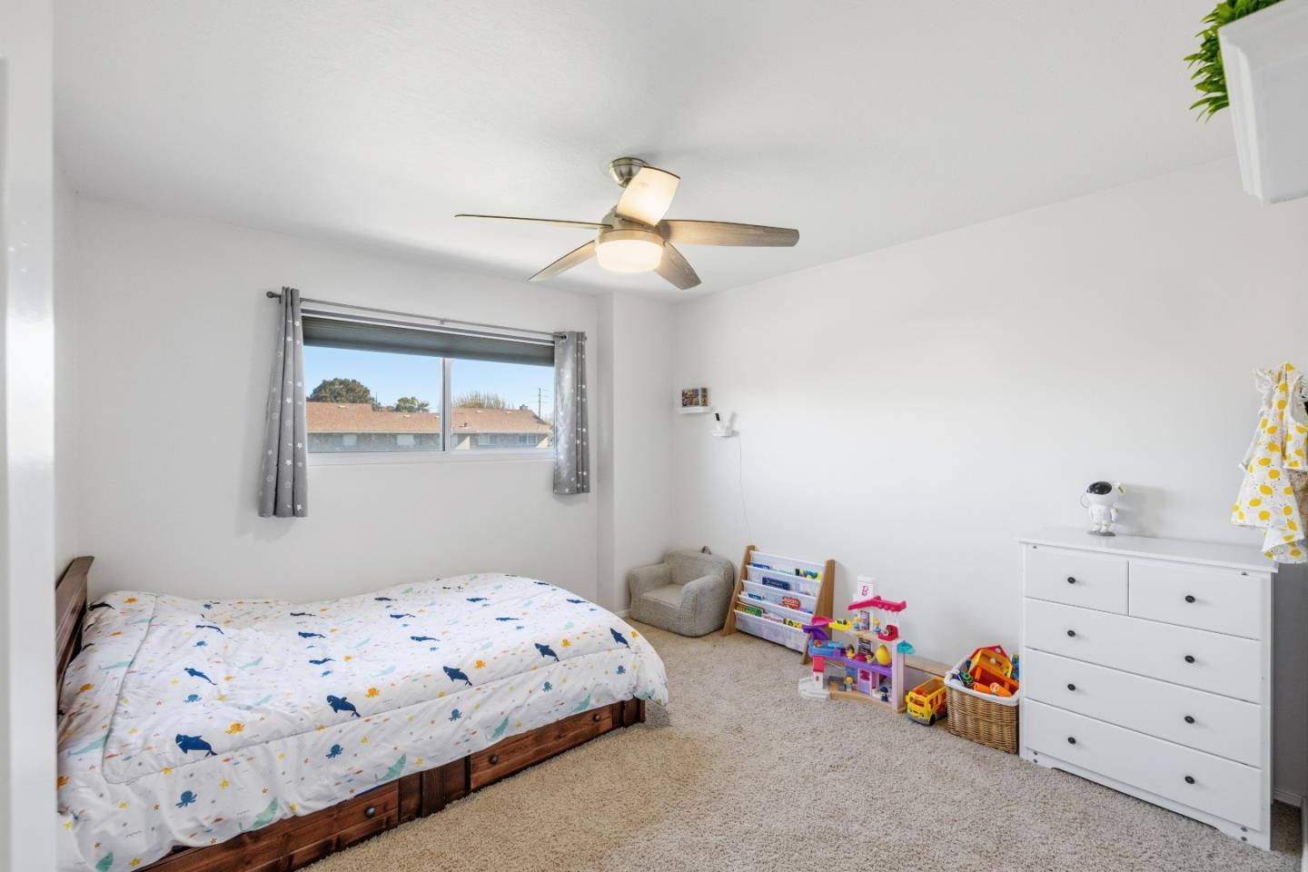 19202 Creekside Lane