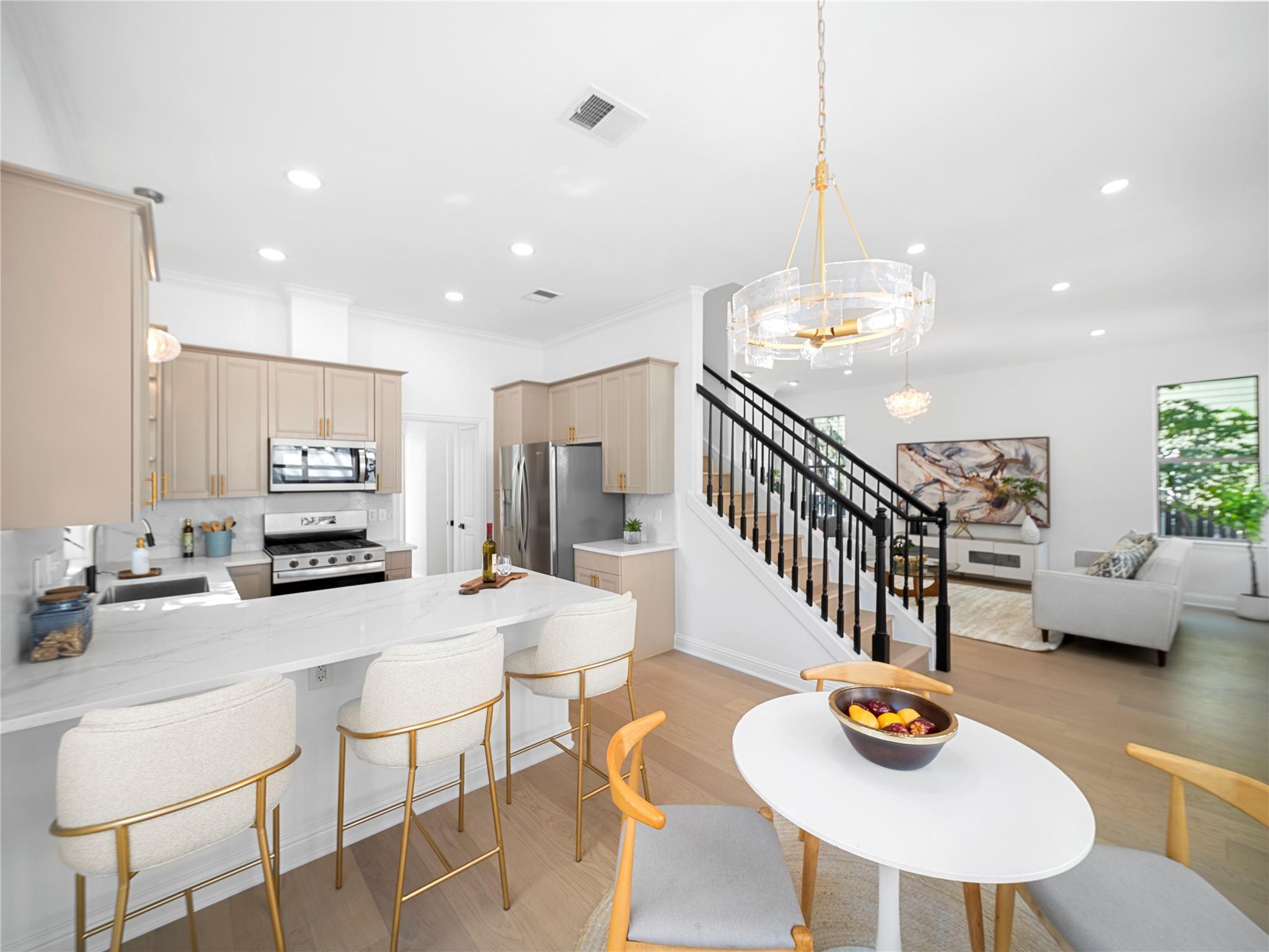 5209 Evans Ave # A photo 3
