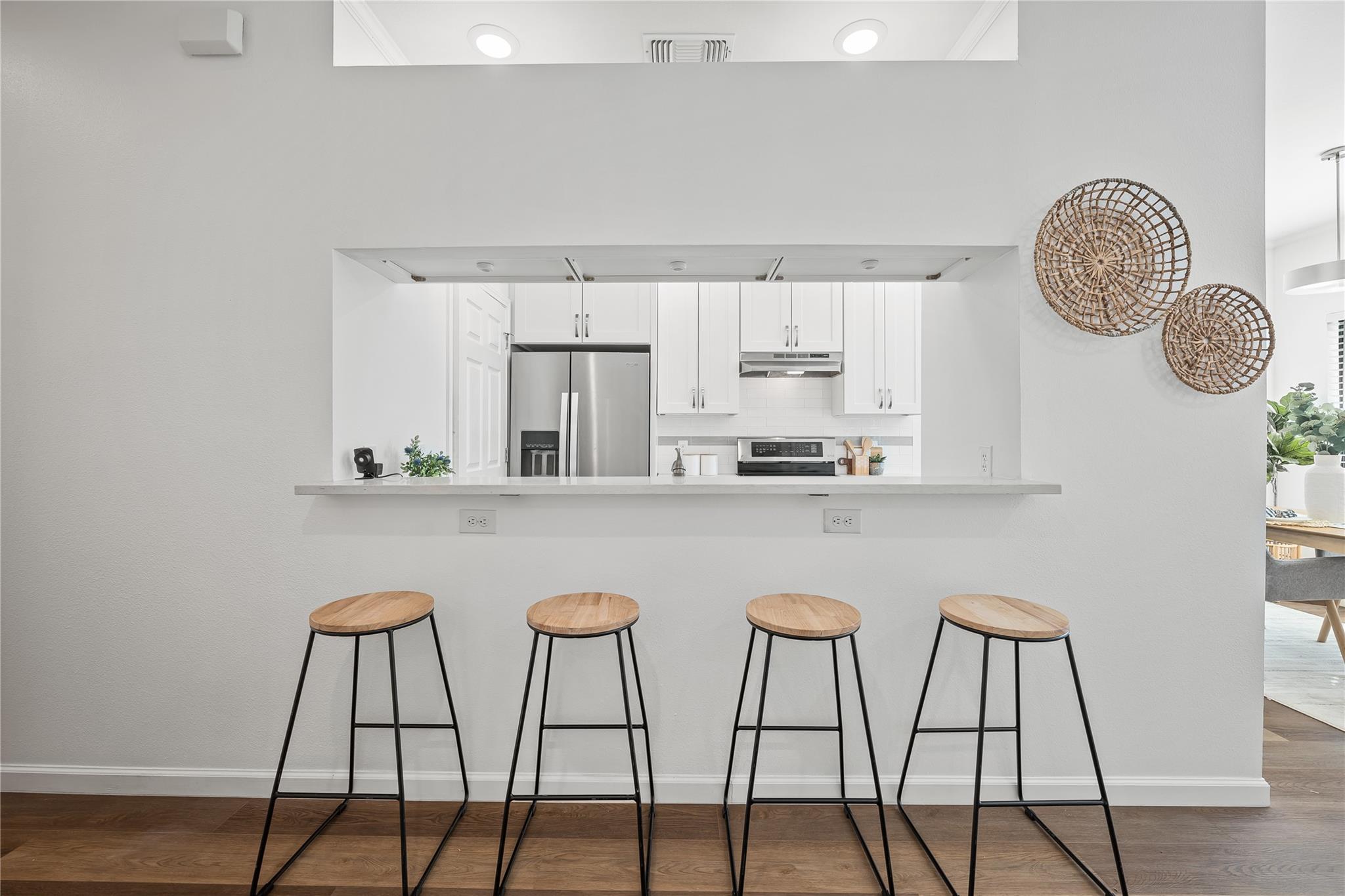 6501 COLUMBIA OAKS CT # D8