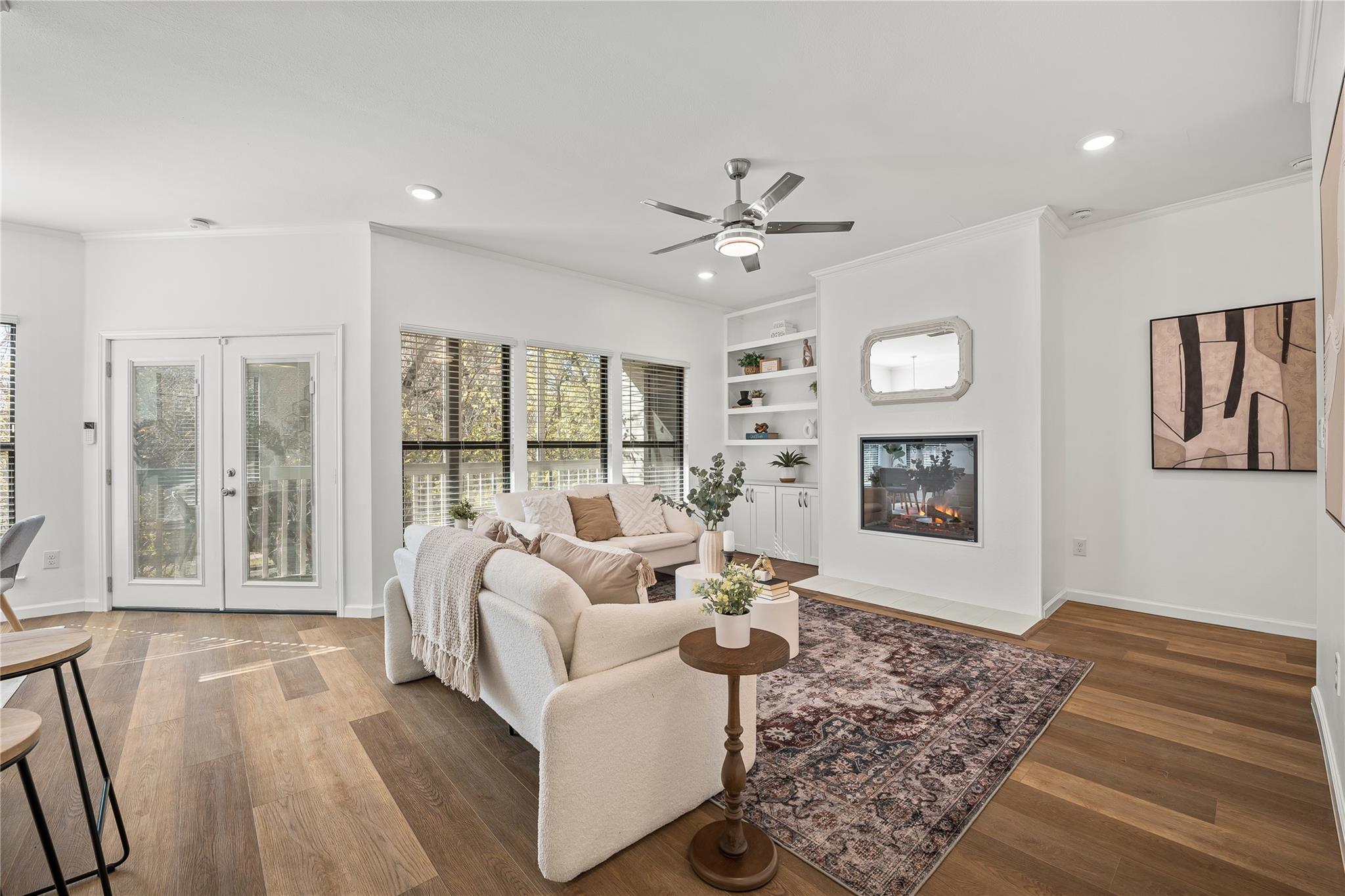 6501 COLUMBIA OAKS CT # D8