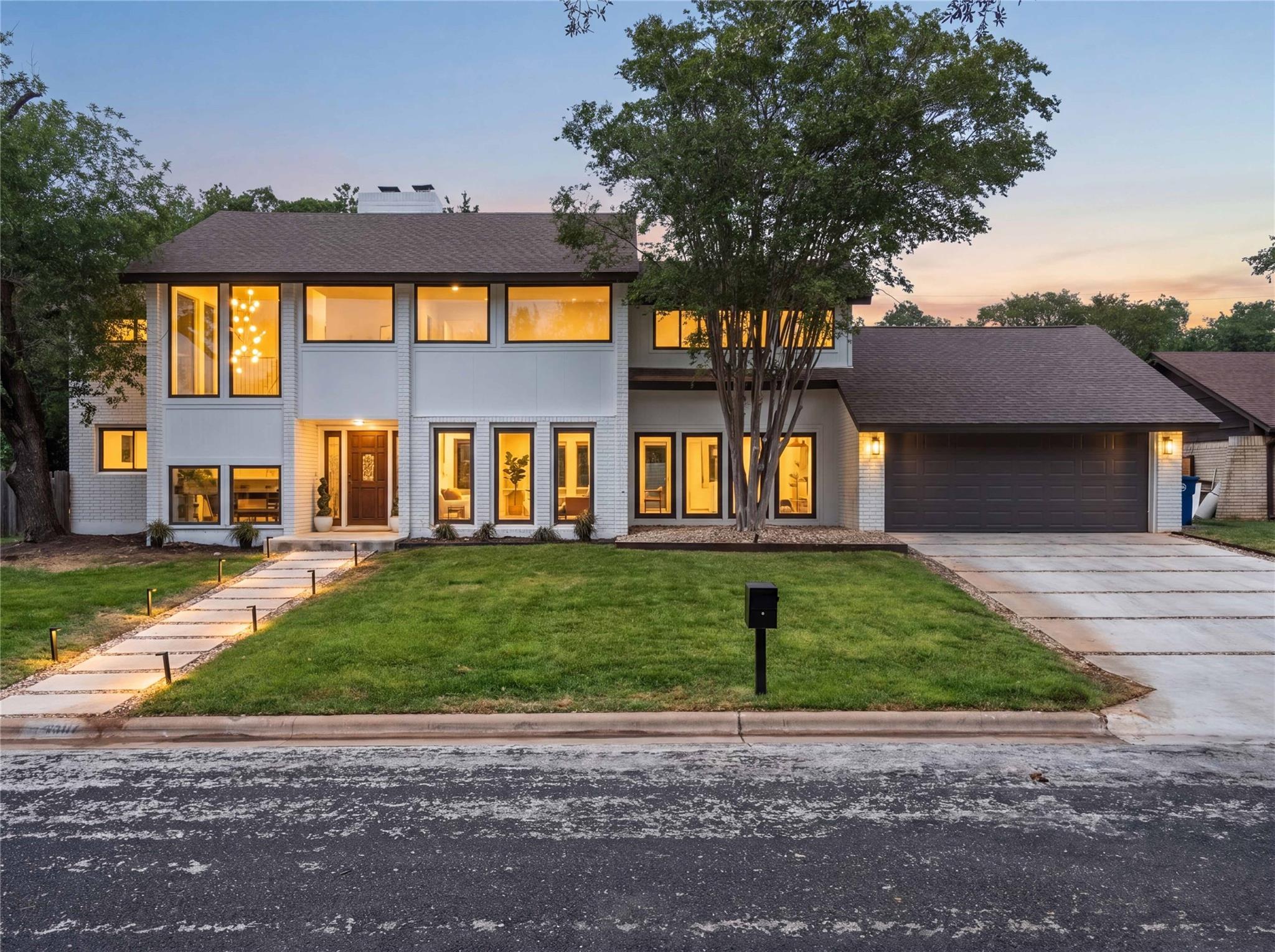4502 Mountain Path DR