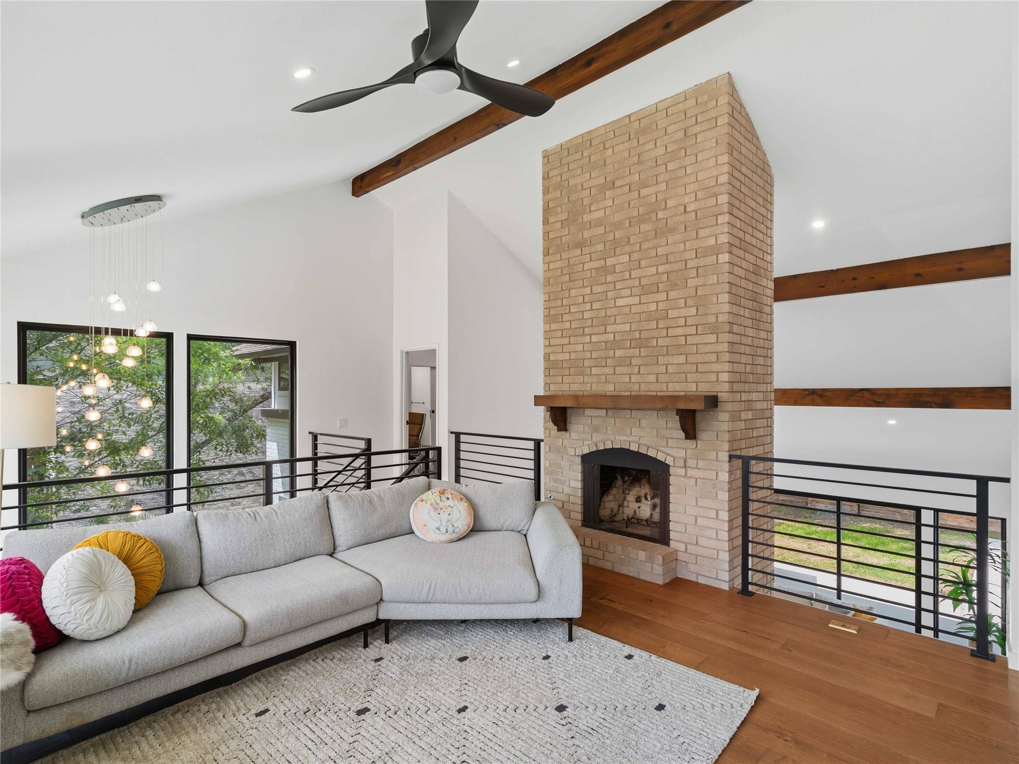 4502 Mountain Path DR