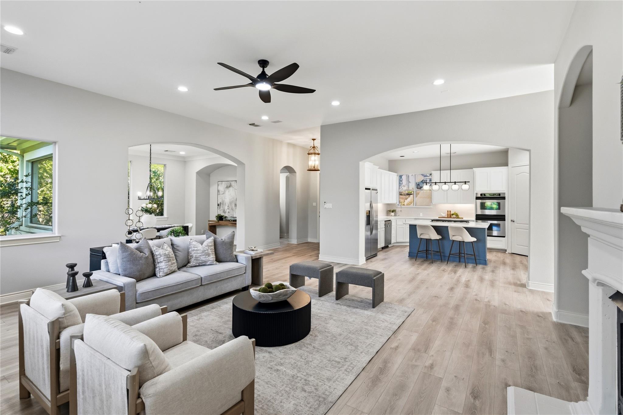 4331 Canoas DR