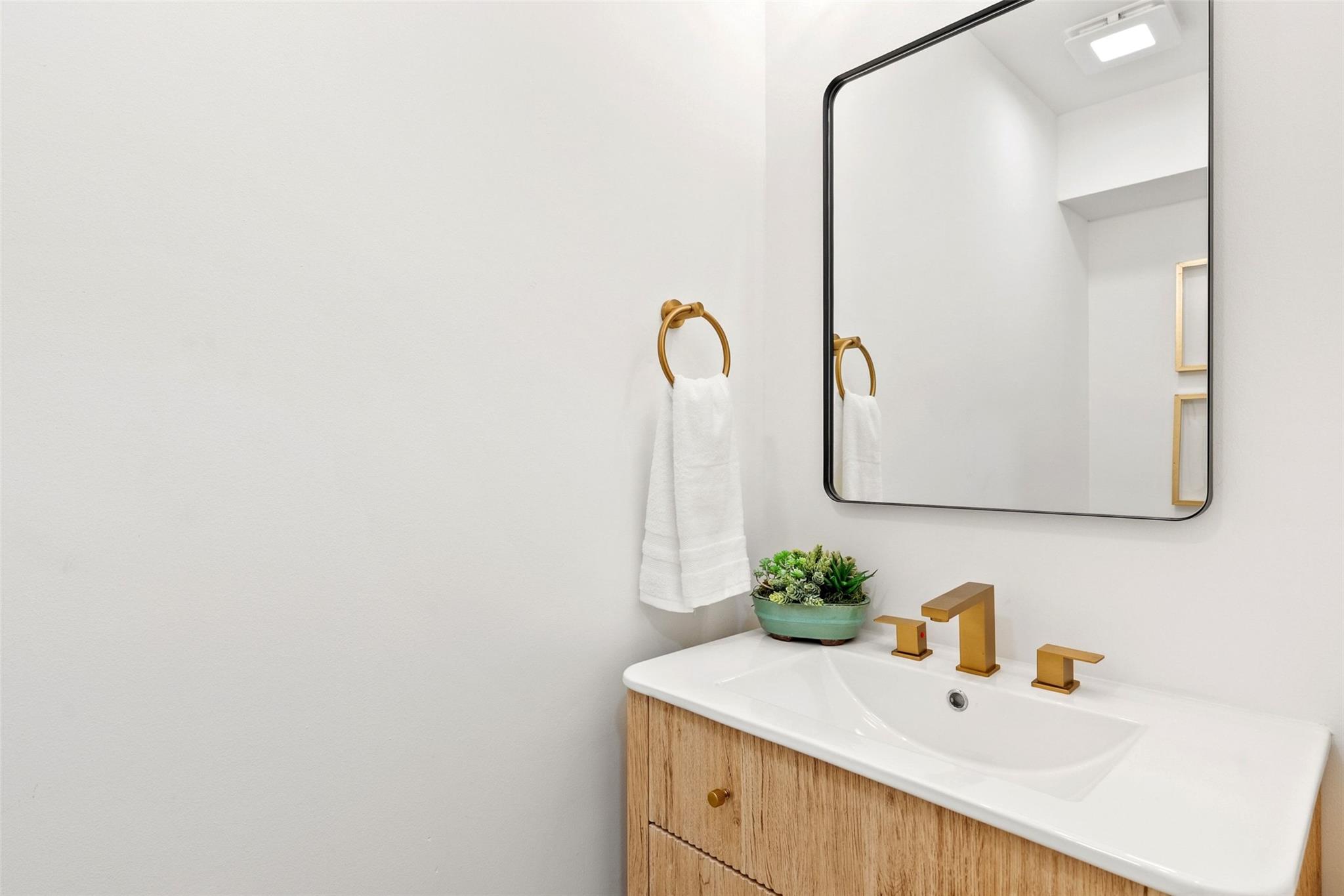 11100 Wintergreen HL