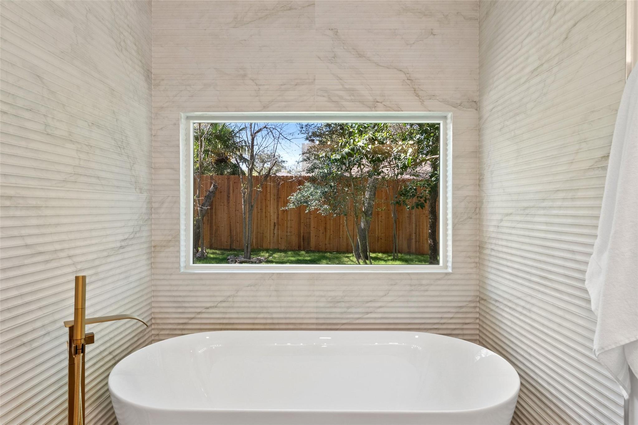 11100 Wintergreen HL