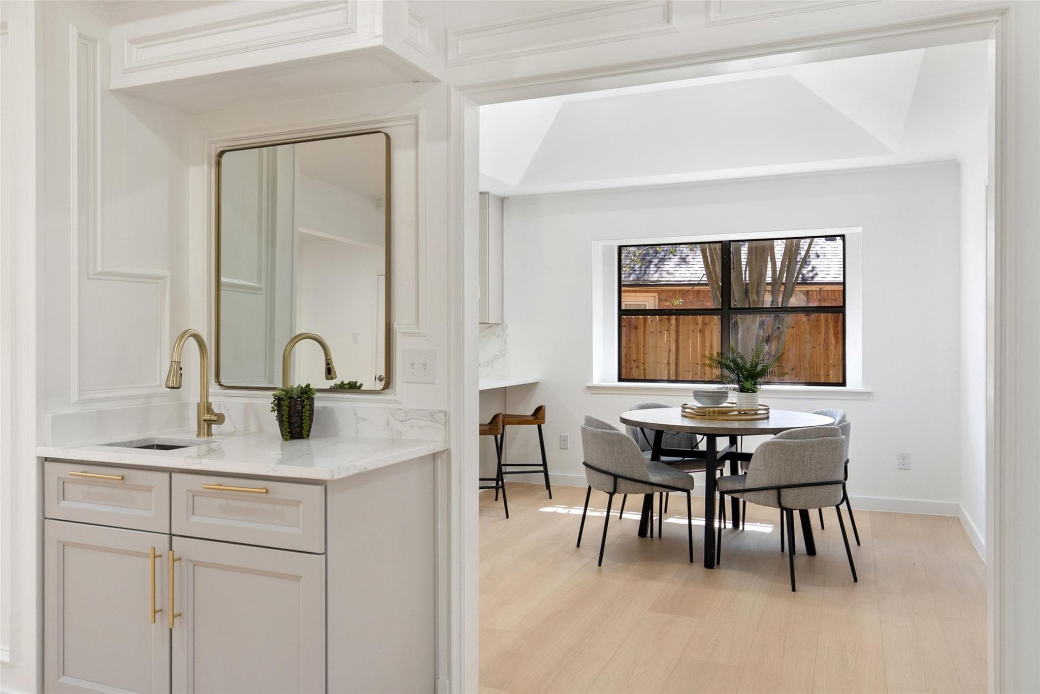 11100 Wintergreen HL