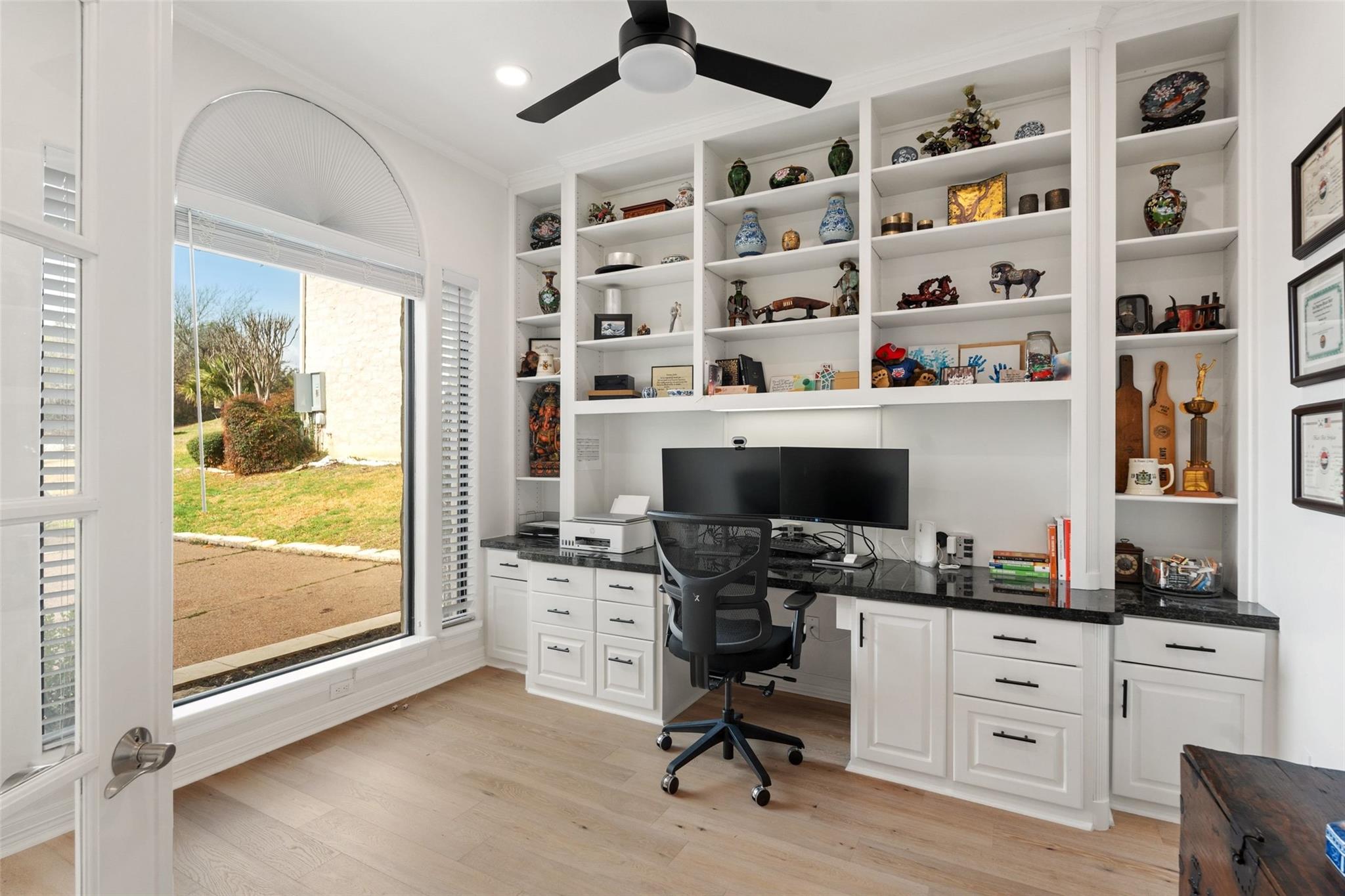 3979 River Place BLVD