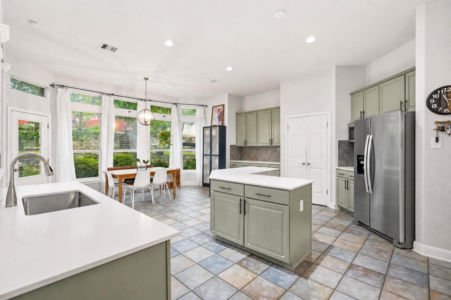 12113 Portobella DR photo 18