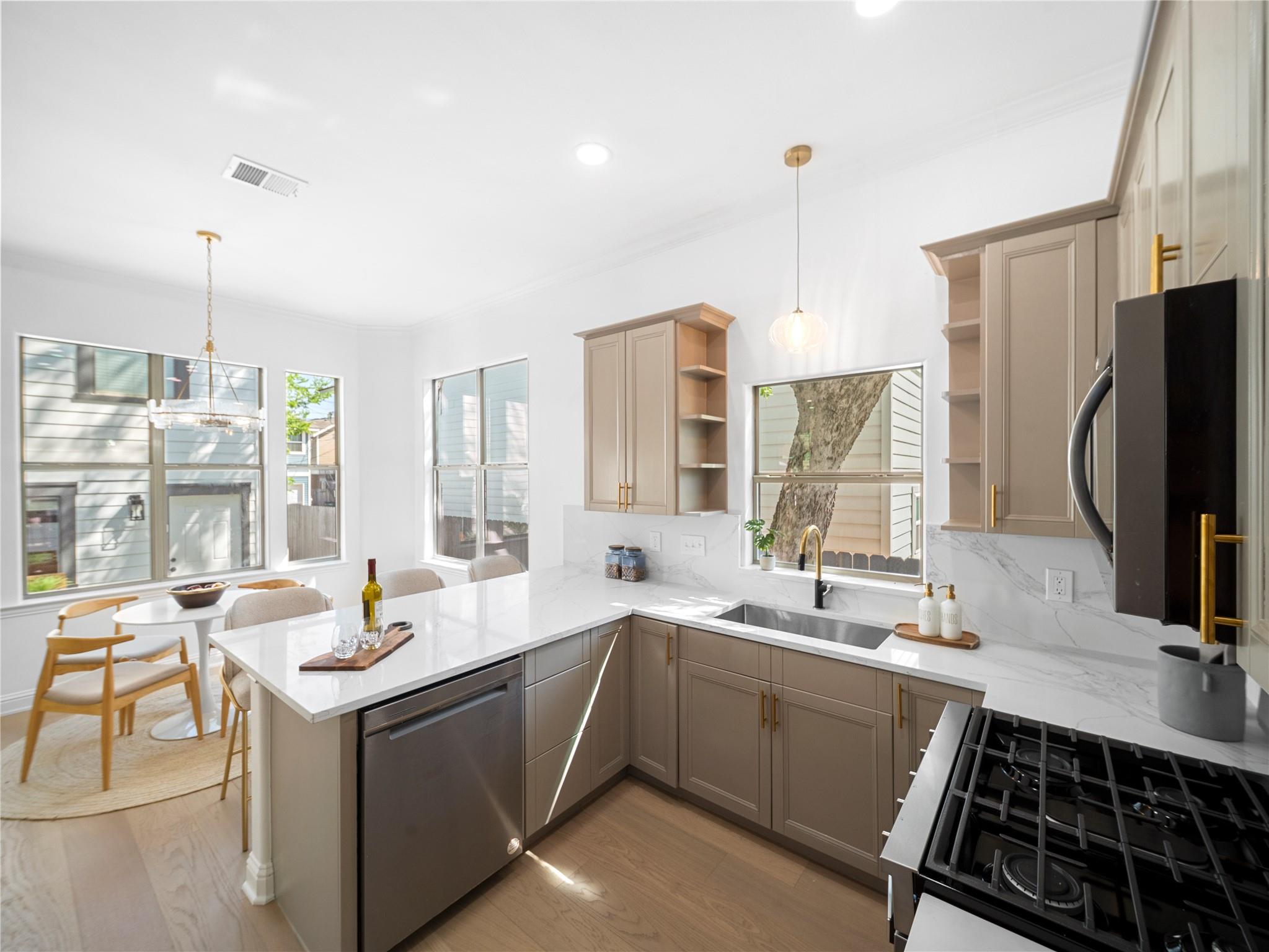 5209 Evans ave Ave # B Unit: A & B photo 7