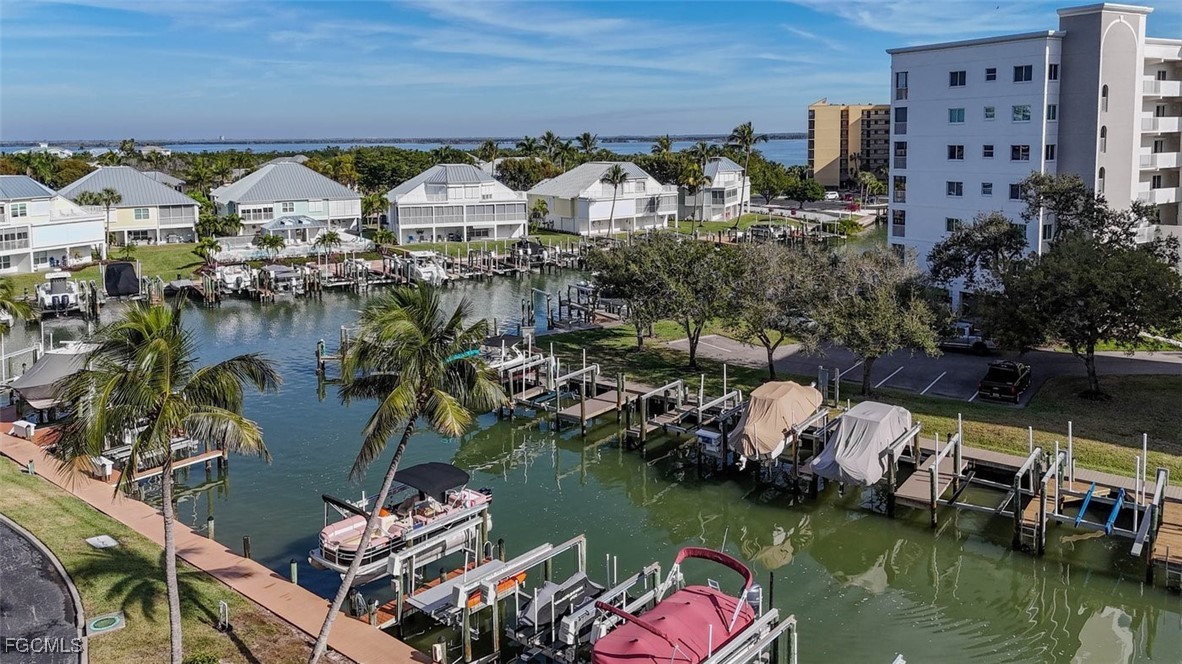 4431 Bay Beach LN 543
