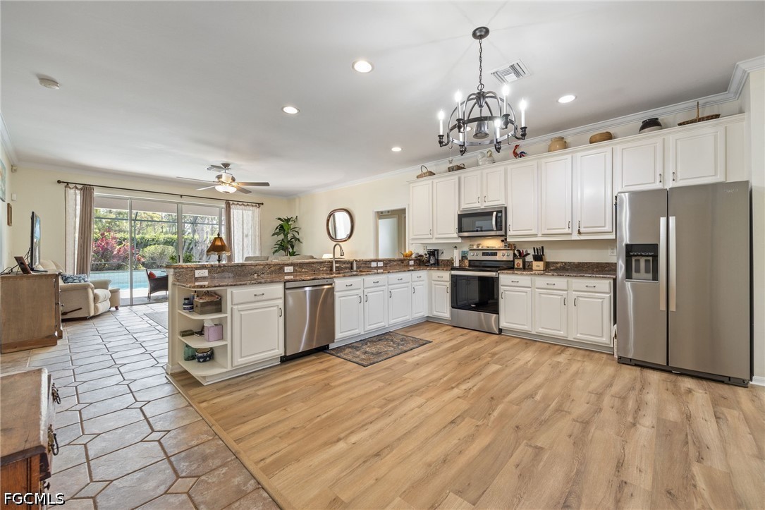 11062 Lakeland CIR