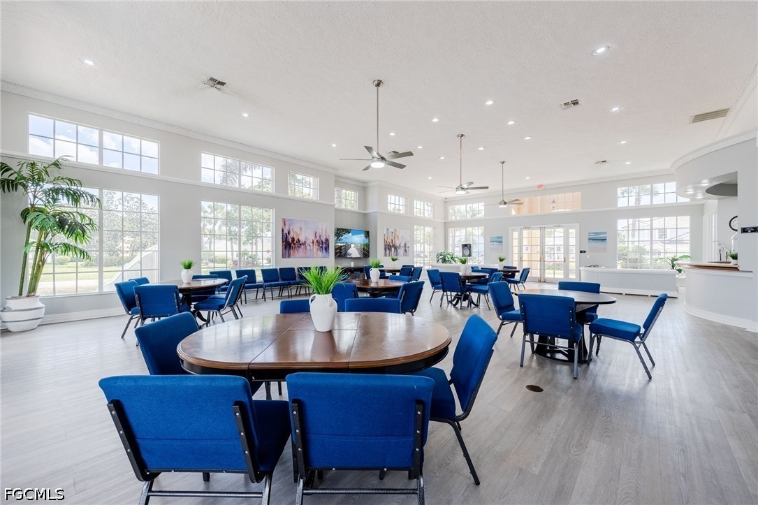 11062 Lakeland CIR