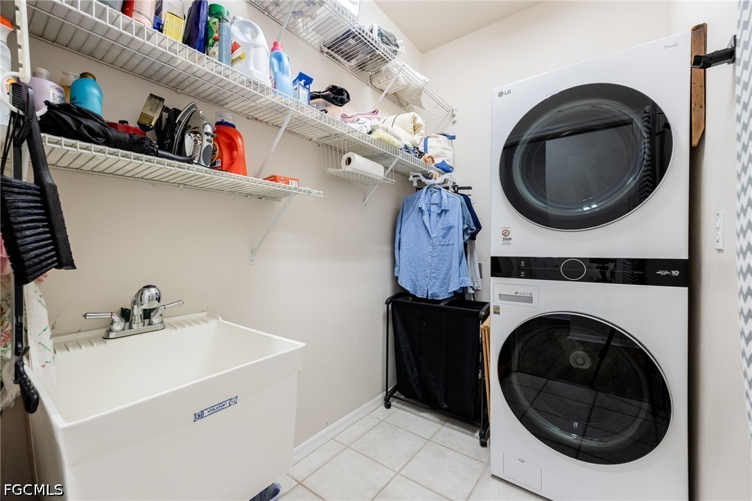 11062 Lakeland CIR