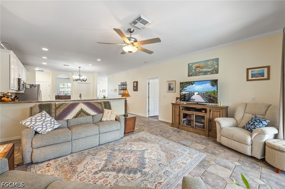 11062 Lakeland CIR