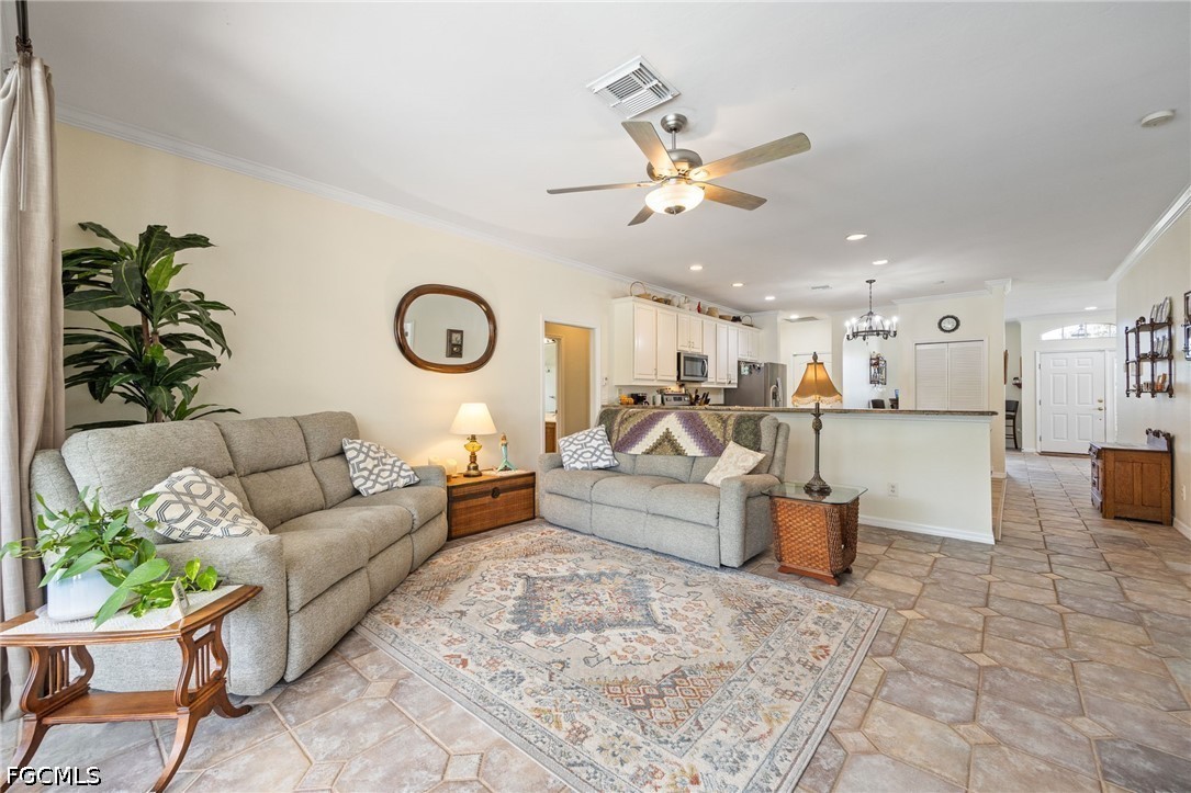 11062 Lakeland CIR