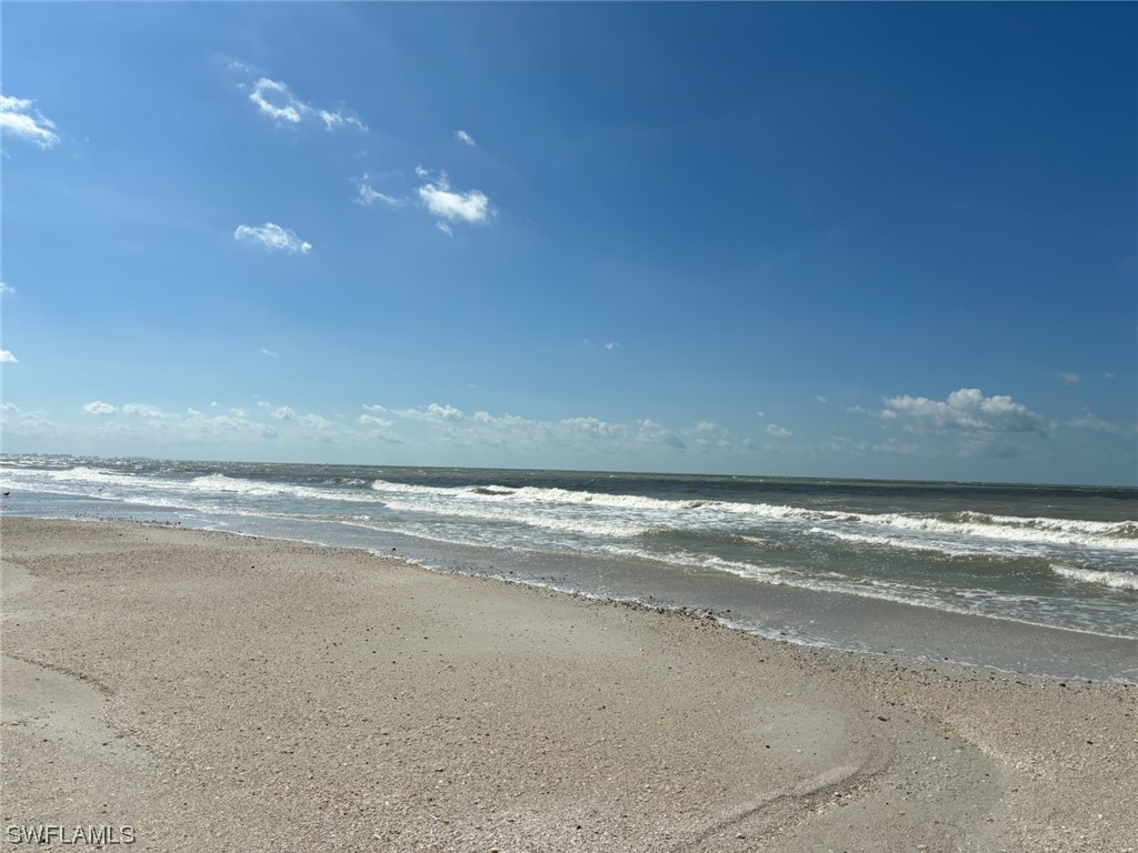 4491 Bay Beach LN 123