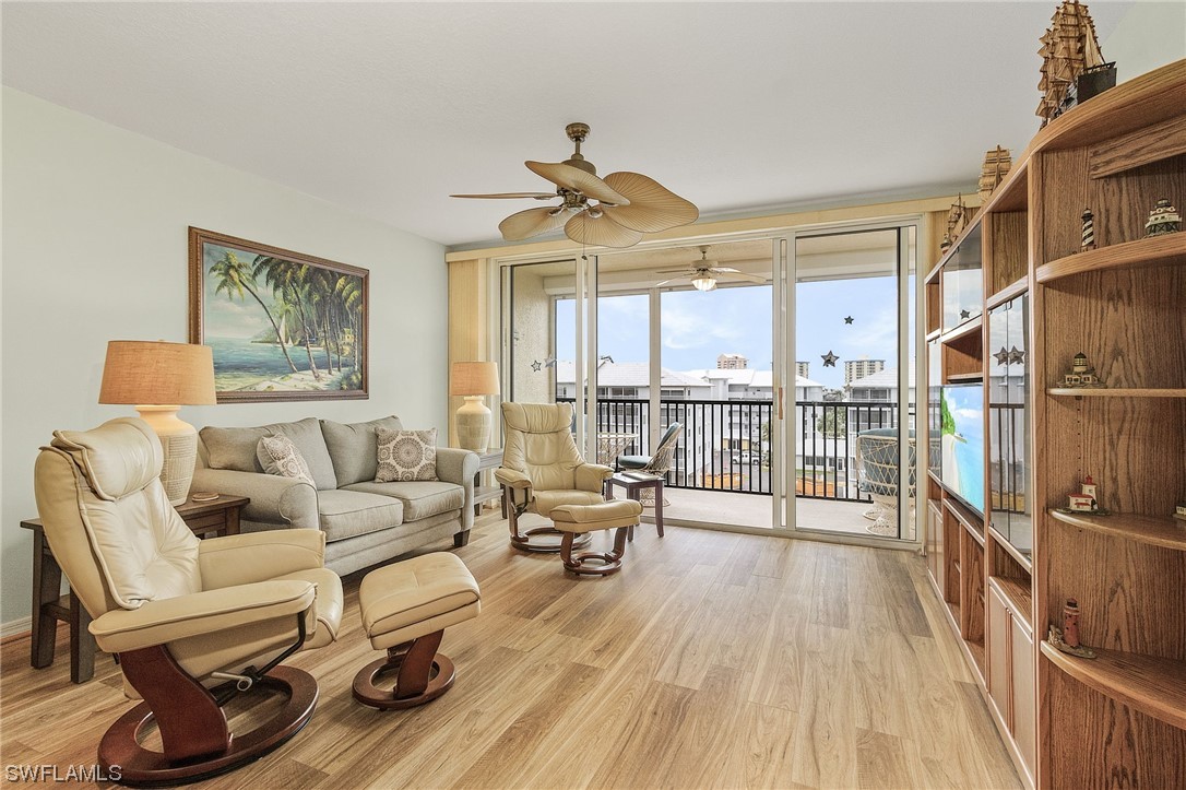 4471 Bay Beach LN 343