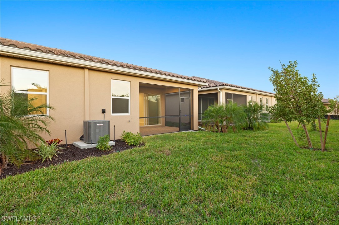 6622 Good Life ST