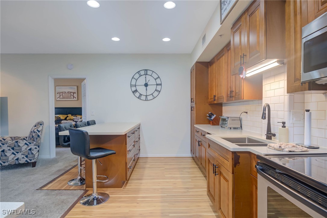 6360 Aragon WAY 201