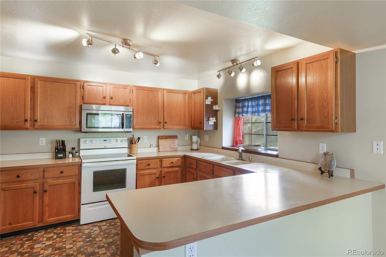 12106 Newport Drive
