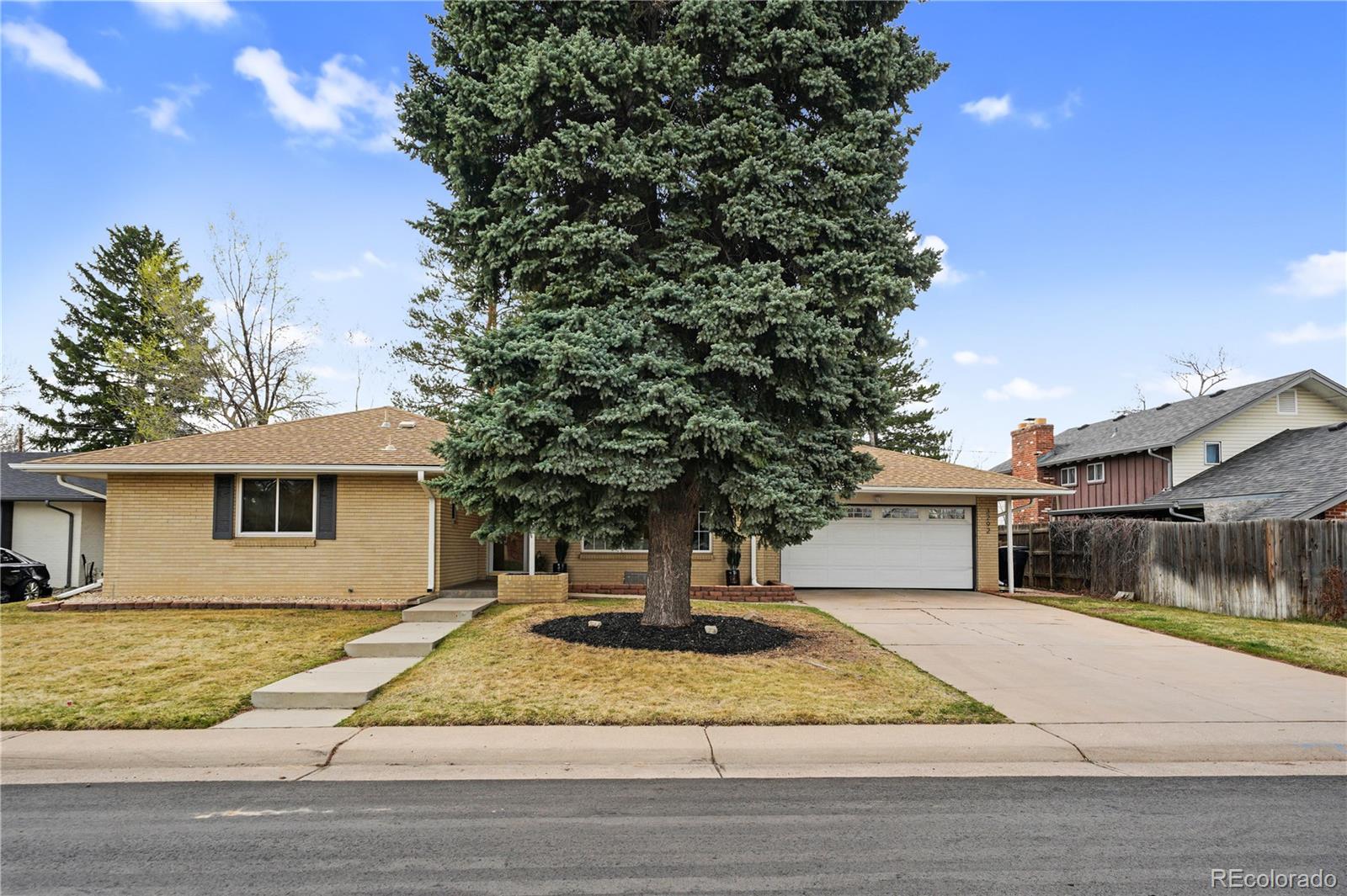 3292 S Wabash Court