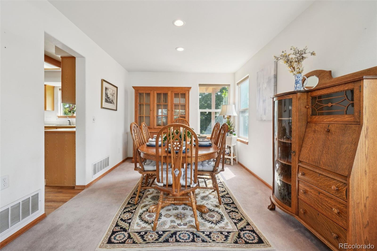 17040 Hastings Avenue