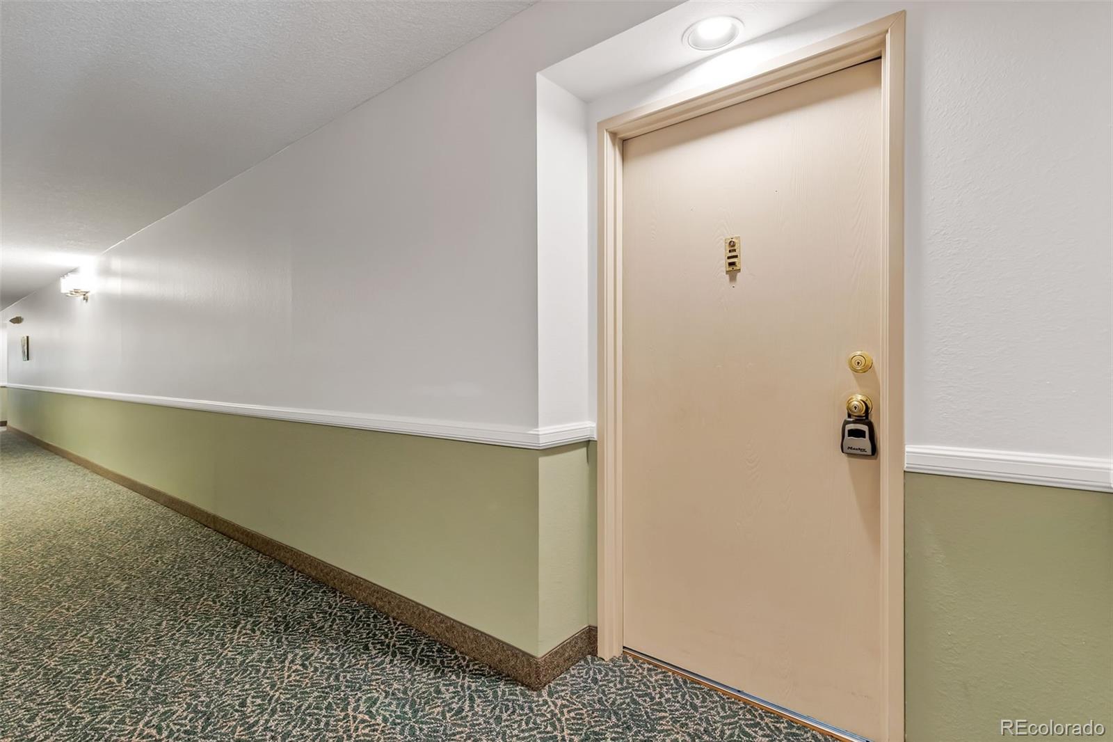 13890 E Marina Drive Unit: 302