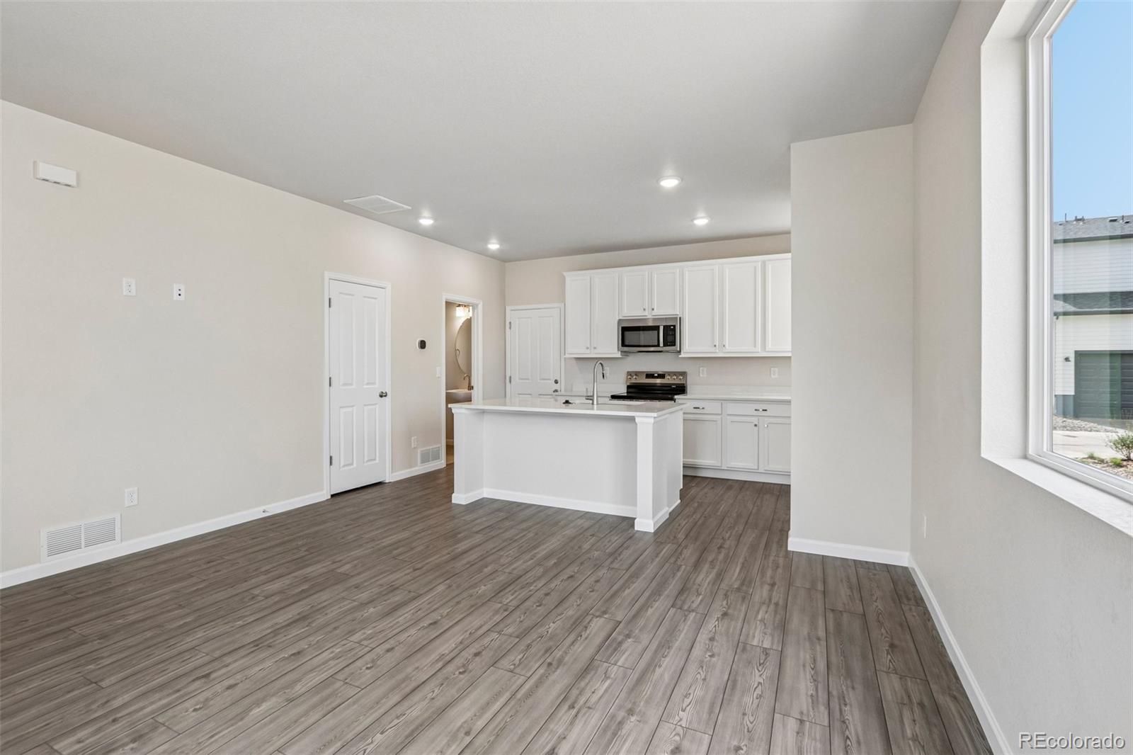 1486 Coral Place