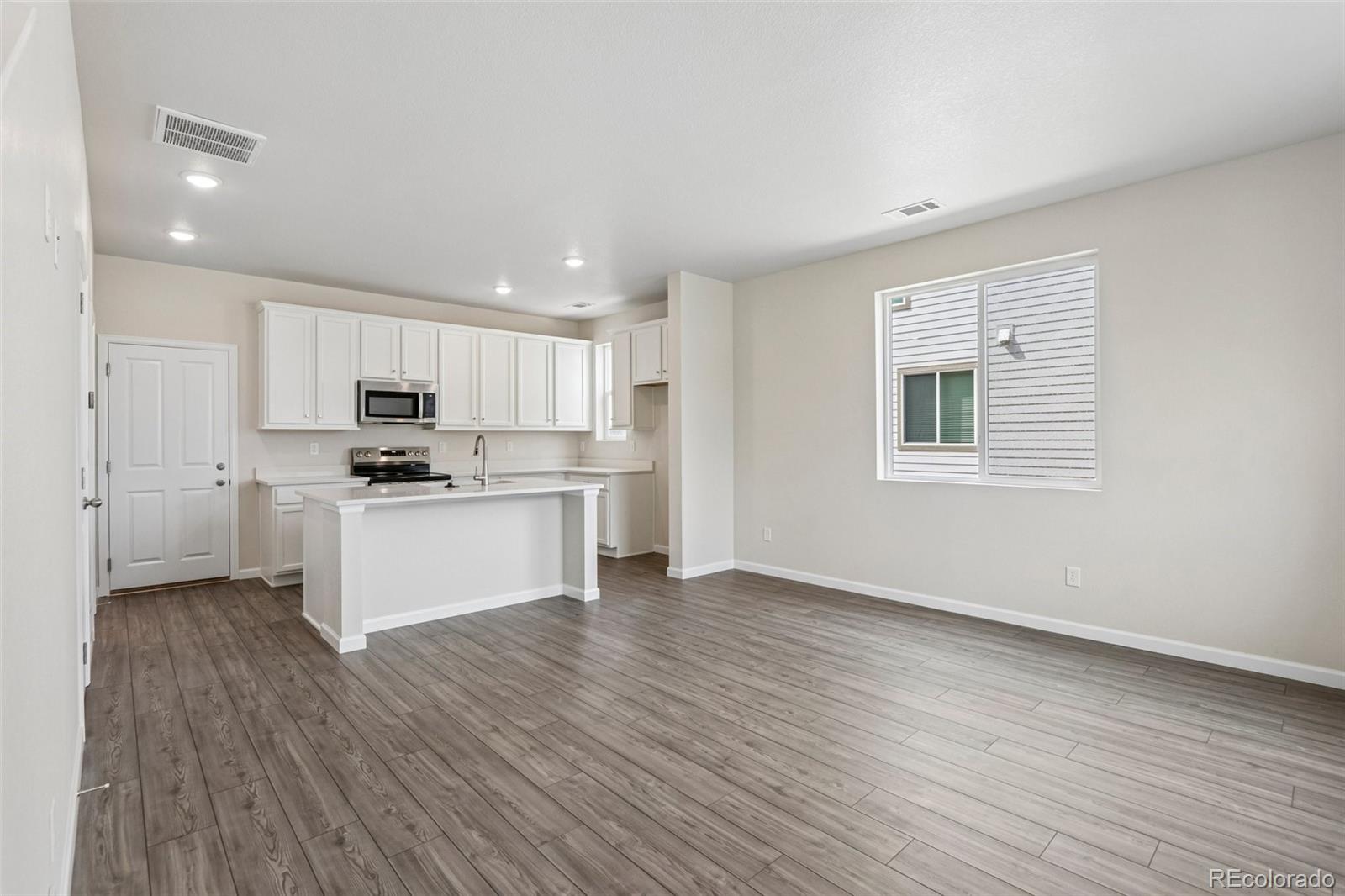 1486 Coral Place