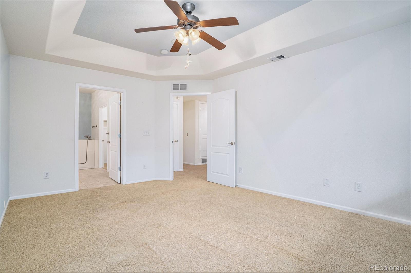 2225 Calais Drive Unit: 9E