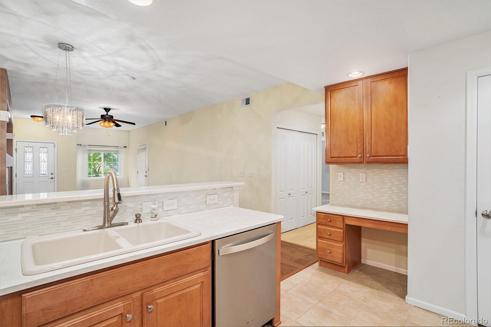 2225 Calais Drive Unit: 9E