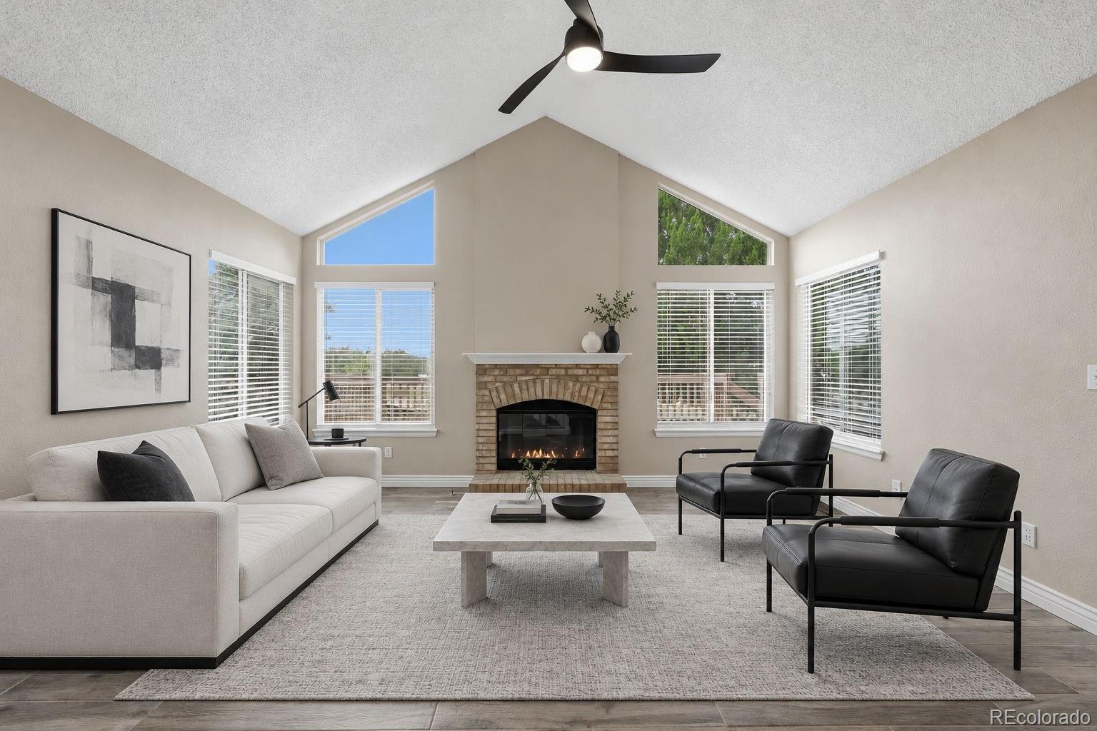 6164 Laguna Circle