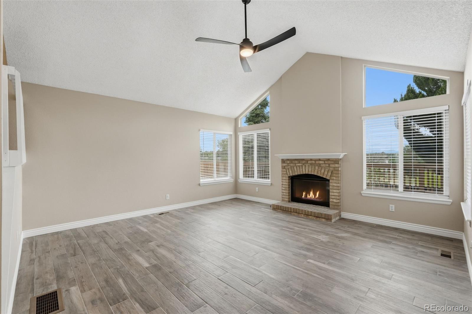 6164 Laguna Circle