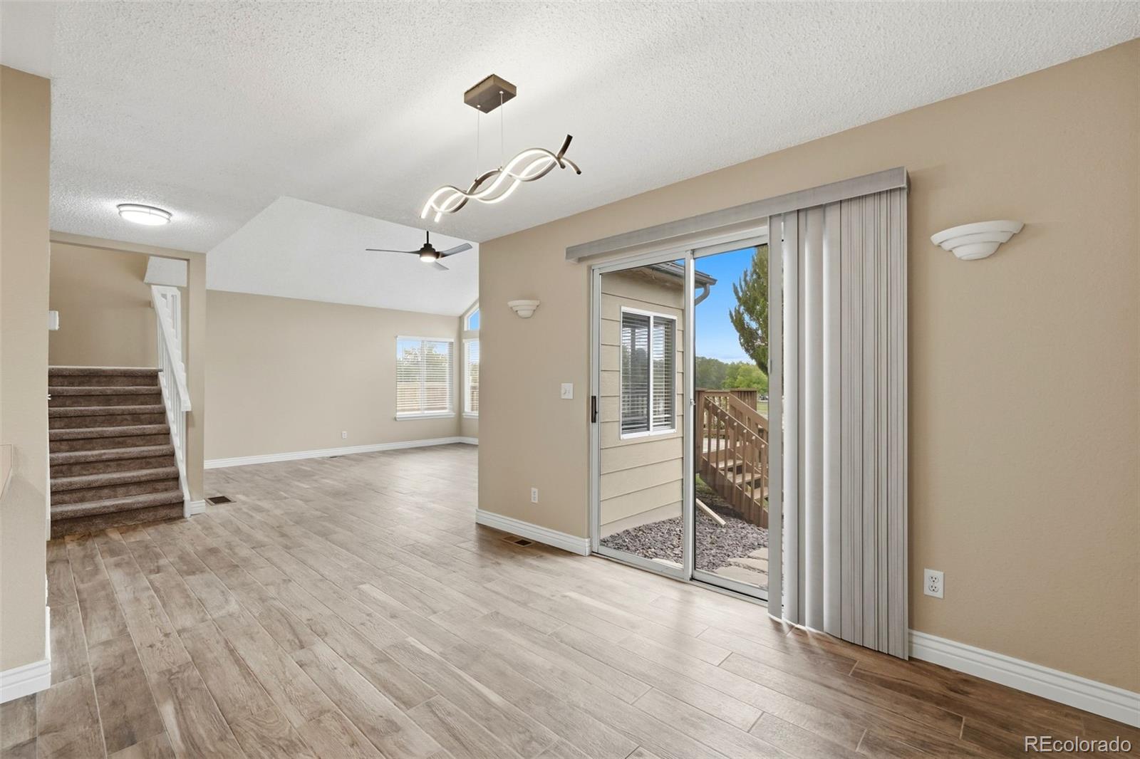 6164 Laguna Circle