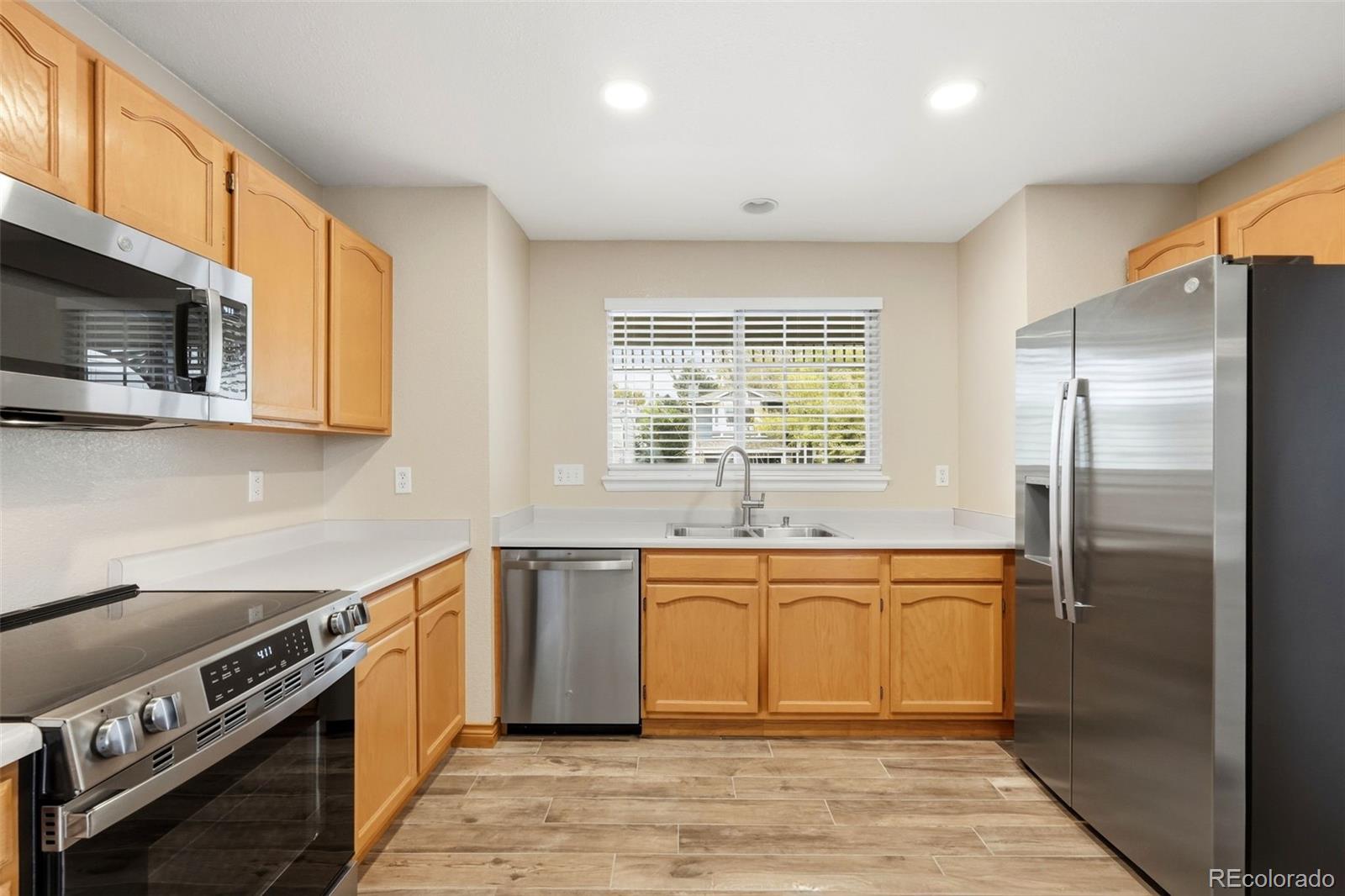 6164 Laguna Circle