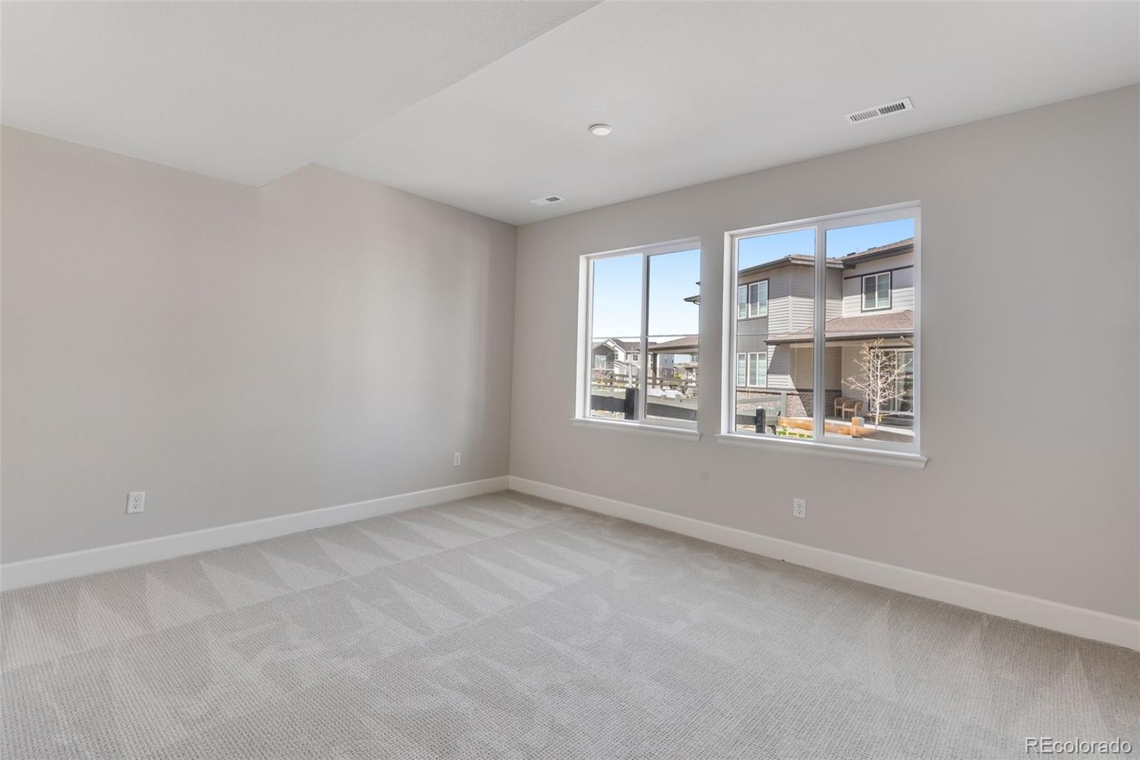 6863 Oak Canyon Circle