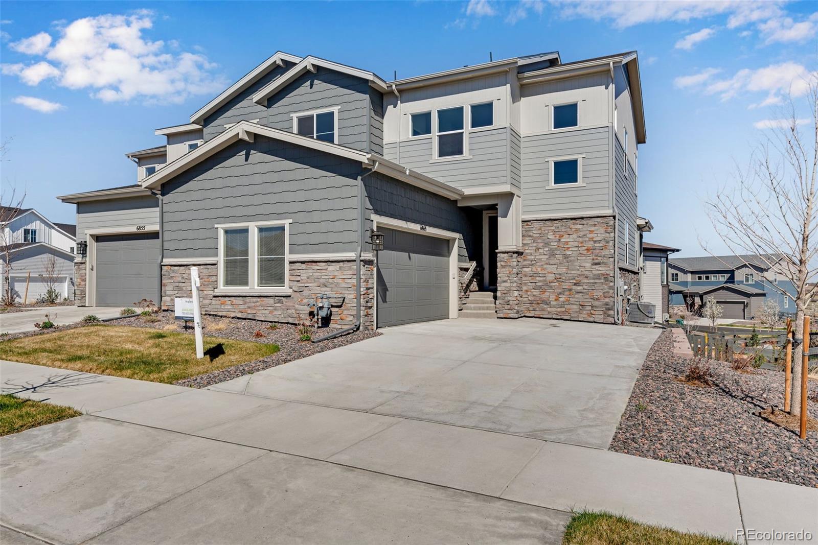 6863 Oak Canyon Circle